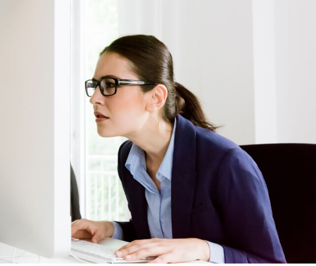 Lavoro al computer e rughe degli occhi