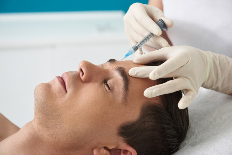 Rimuovere le rughe glabellari: Botox o acido ialuronico?